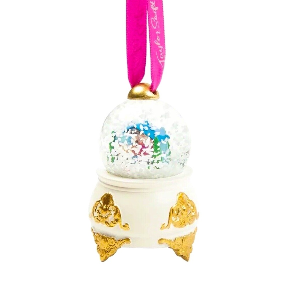 Taylor Swift Lover House Ornament